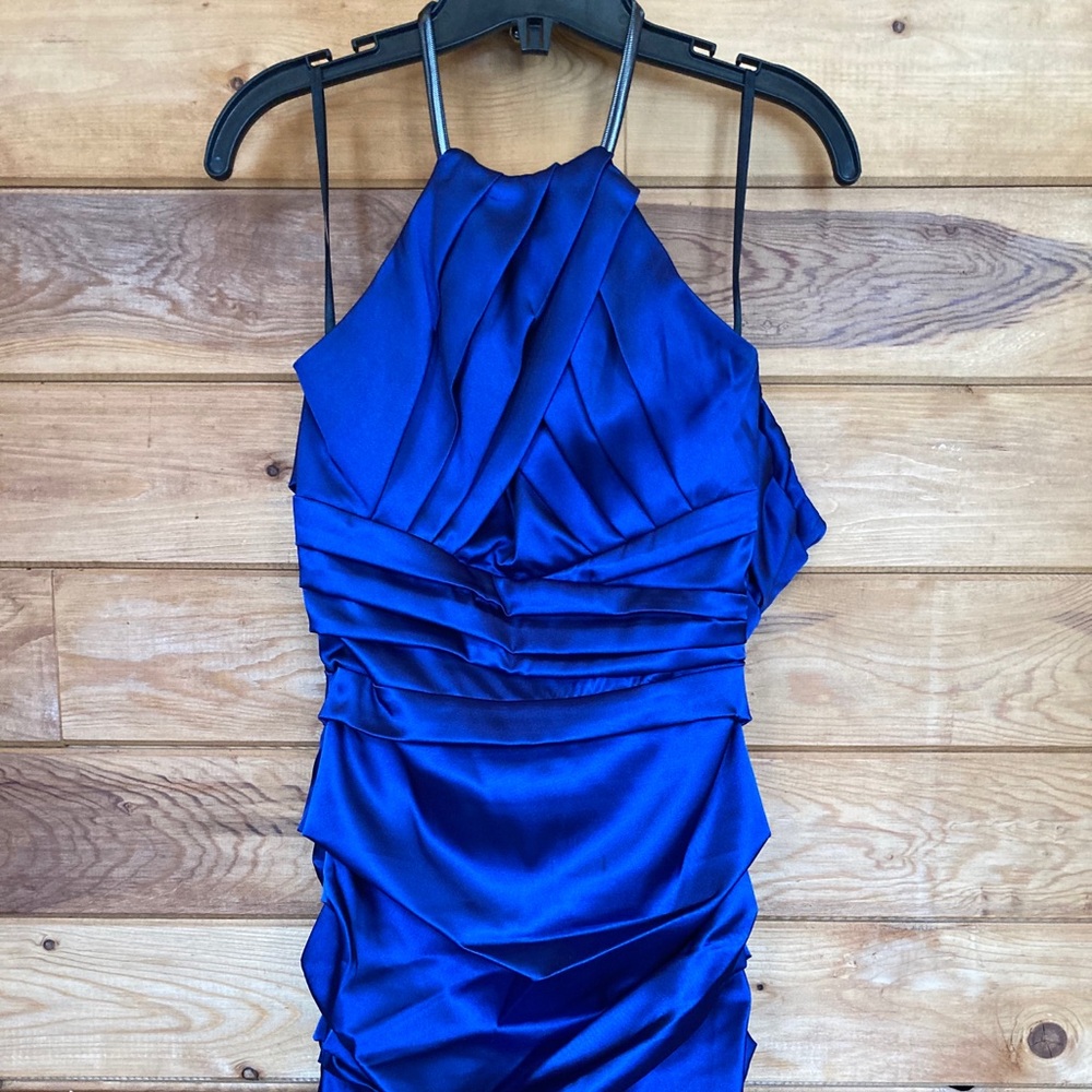 Le Chateau formal dress